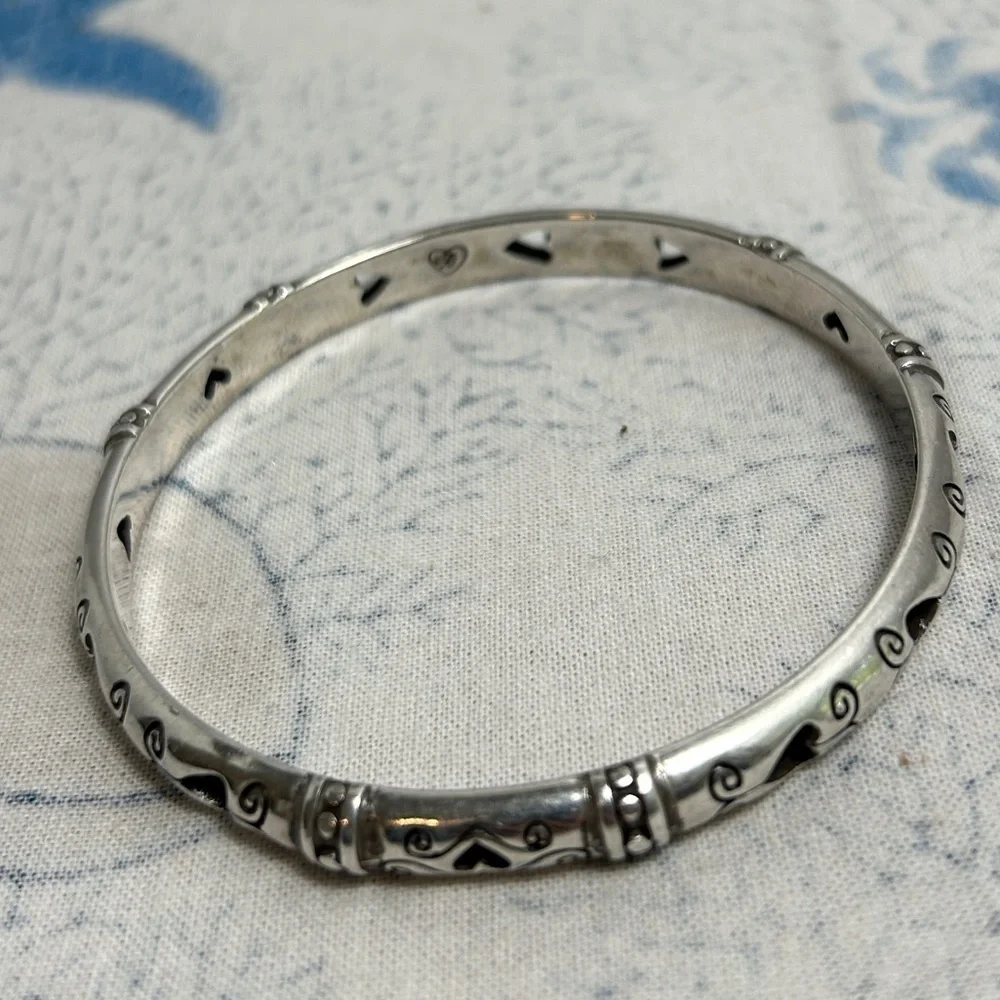 Brighton Shot Thru The Heart Bangle Bracelet Cutout Hearts Etched Design - Picture 5 of 9